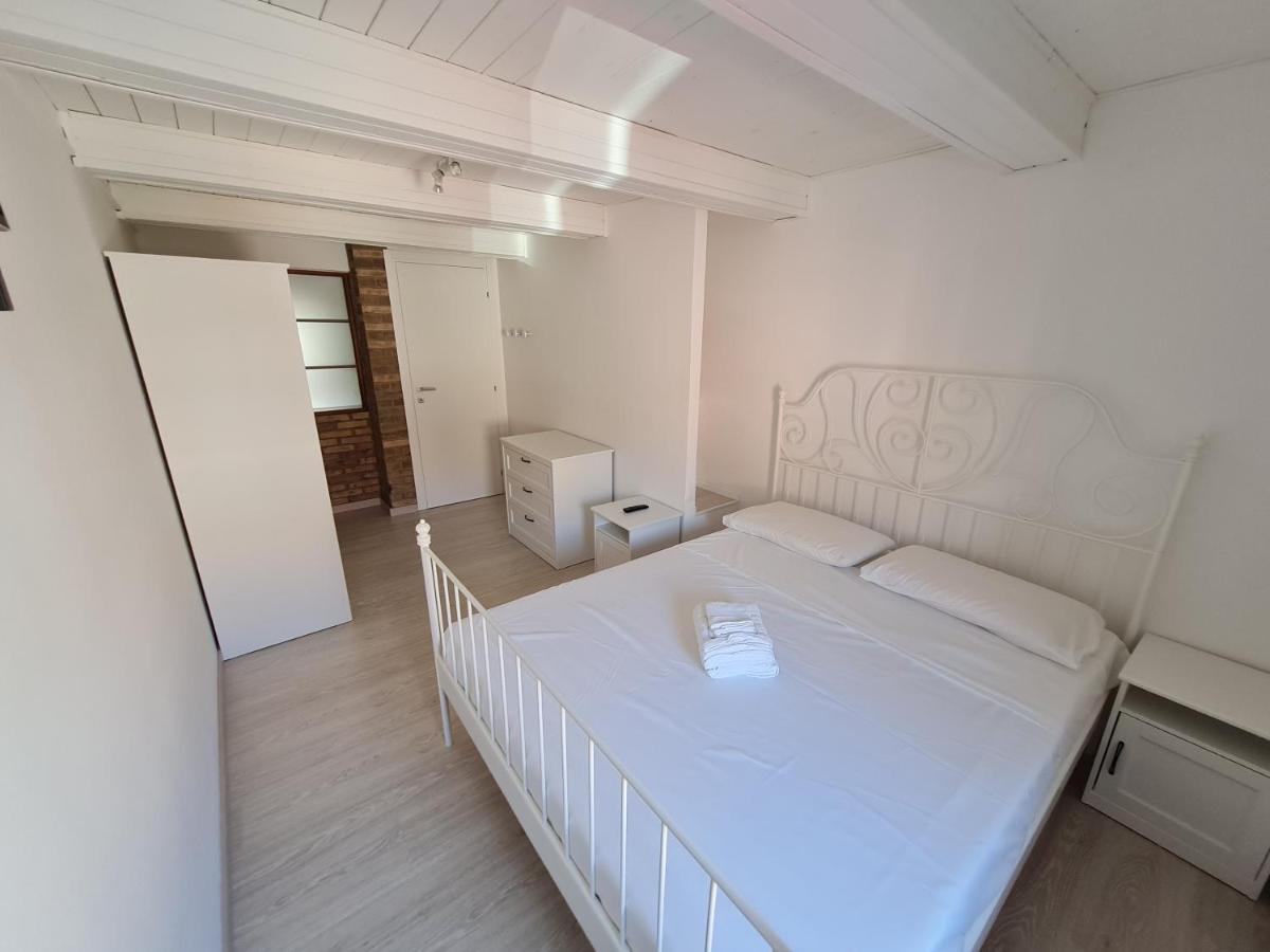 Apartament Al Castello - Aeroporto Delle Marche - Ancona Falconara Marittima Zewnętrze zdjęcie