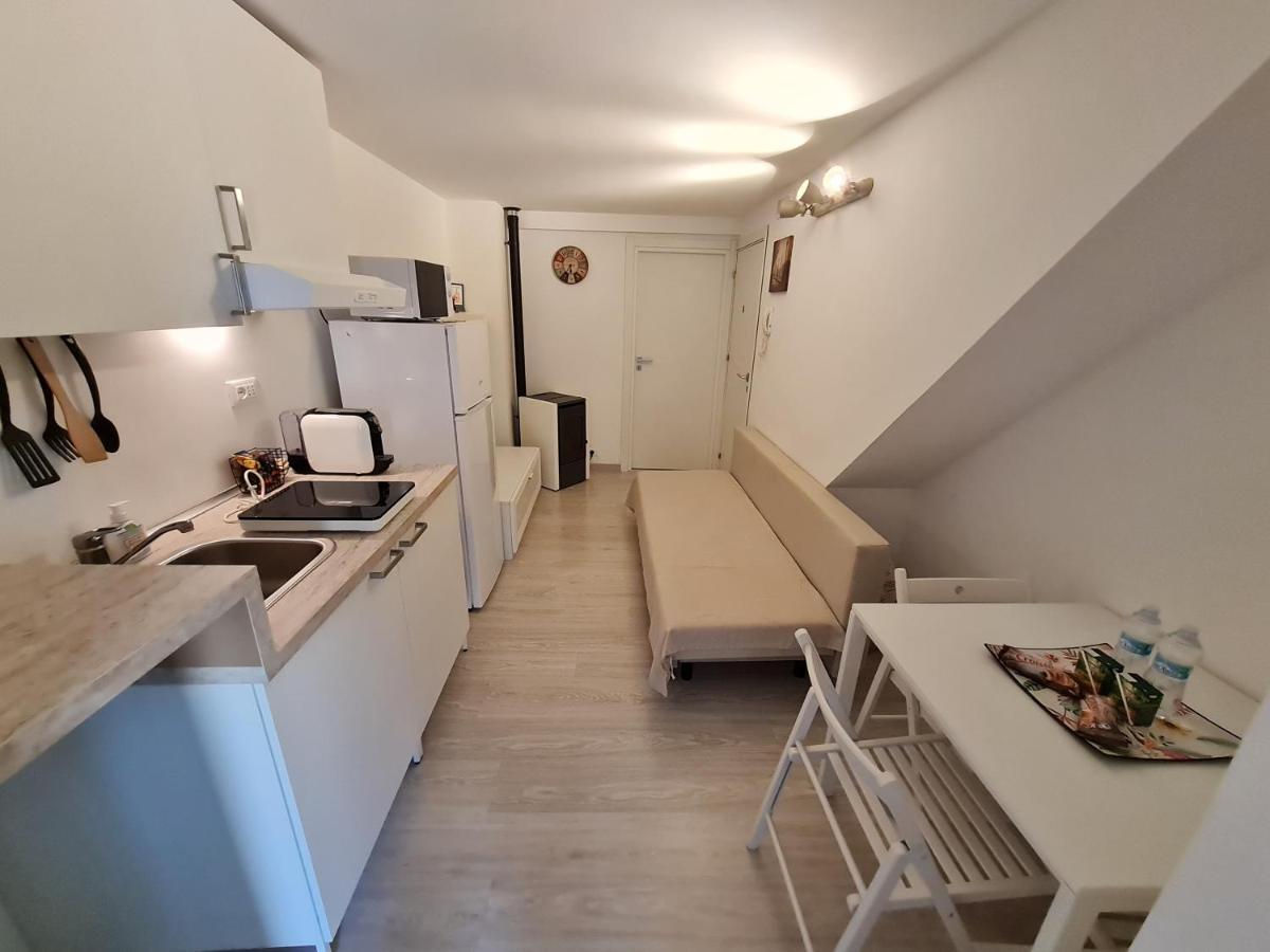 Apartament Al Castello - Aeroporto Delle Marche - Ancona Falconara Marittima Zewnętrze zdjęcie